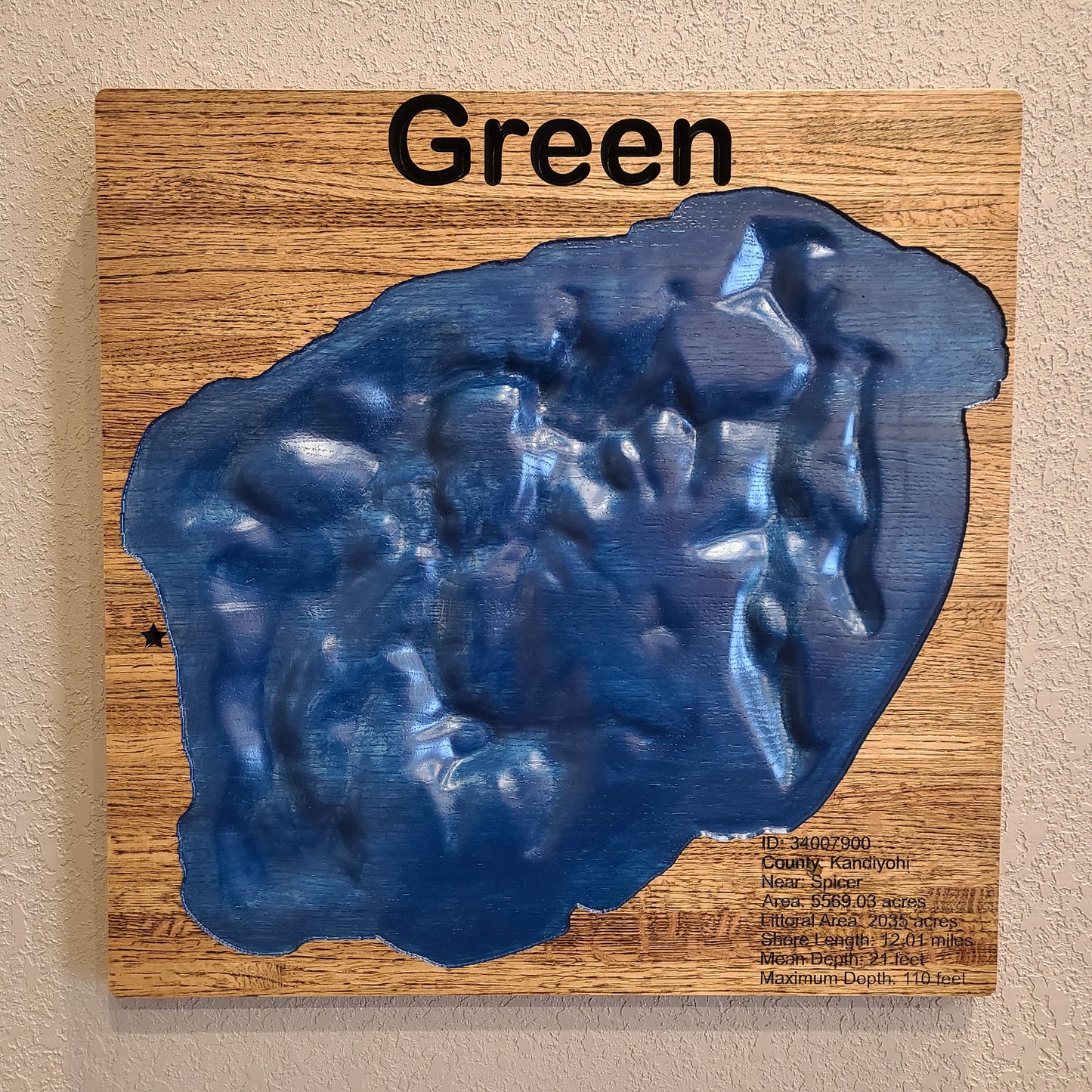 Green Lake 3D Wood Map - Solid Red Oak 24"x24"